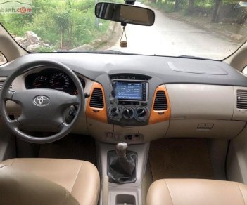 Toyota Innova 2.0G 2011 - Bán Toyota Innova 2.0G đời 2011, màu bạc, chính chủ, giá tốt