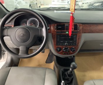 Daewoo Lacetti 1.6MT 2013 - Bán Daewoo Lacetti 1.6MT sản xuất 2013, màu bạc