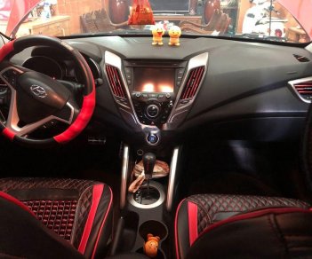 Hyundai Veloster 2011 - Bán ô tô Hyundai Veloster 2011, màu đỏ còn mới