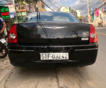 Chrysler 300C 2.7 2006 - Bán Chrysler 300C 2.7 2006, màu đen, nhập khẩu số tự động, 500 triệu