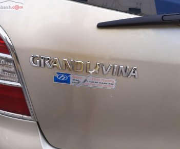 Nissan Grand livina 2011 - Bán Nissan Grand livina sản xuất năm 2011, xe nhập 