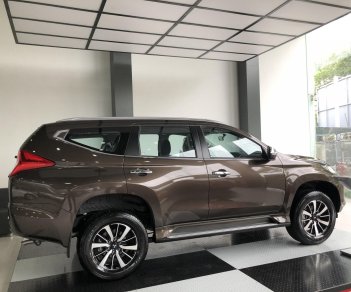 Mitsubishi Pajero Sport 4x2 DMT 2018 - [Quá sốc] Pajero Sport máy dầu số sàn, nhiều quà tặng hấp dẫn cuối năm - LH: 0905.91.01.99