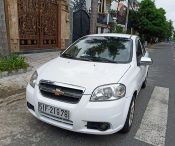 Chevrolet Aveo 2013 - Chính chủ bán Chevrolet Aveo năm sản xuất 2013, số sàn, BSTP