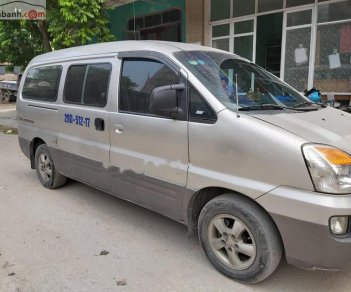 Hyundai Starex Van 2.5 MT 2004 - Bán Hyundai Starex Van 2.5 MT đời 2004, màu vàng, xe nhập 