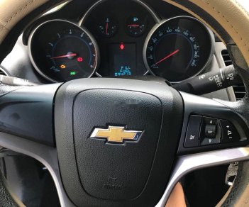 Chevrolet Cruze    LT   2016 - Bán ô tô Chevrolet Cruze LT đời 2016, màu trắng số sàn