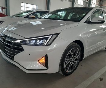 Hyundai Elantra 2019 - Bán Elantra có sẵn giao ngay, giá tốt tại Hyundai Sông Hàn. LH ngay Văn Bảo