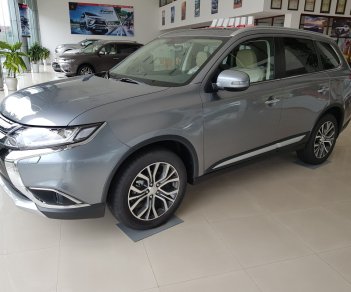 Mitsubishi Outlander 2.0 Pre 2019 - Mitsubishi Outlander 2.0 Pre giá giảm kịch sàn, nhiều ưu đãi khuyến mại - Liên hệ: 0985.598.257