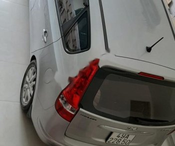 Hyundai i30 CW 1.6 AT 2009 - Cần bán xe Hyundai i30 CW 1.6 AT năm sản xuất 2009, màu bạc, nhập khẩu như mới