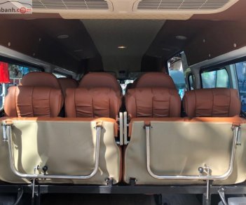 Ford Transit SVP  2019 - Cần bán Ford Transit SVP năm 2019, màu đỏ, 725 triệu