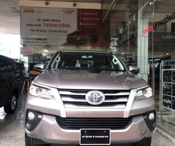 Toyota Fortuner   2019 - Cần bán Toyota Fortuner đời 2019, màu xám