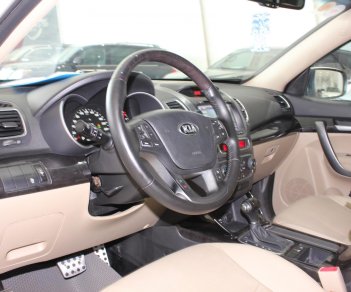 Kia Sorento 2017 - Bán Kia Sorento đời 2017, máy dầu giá tốt