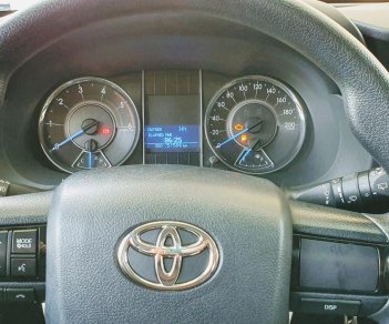 Toyota Fortuner 2.4G 4x2MT 2017 - Toyota Fortuner 2.4G 4x2MT năm sản xuất 2017, màu trắng, nhập khẩu