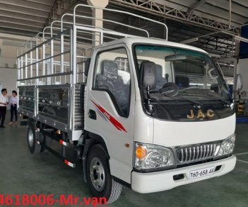 2019 2019 - Bán xe tải JAC 2T4 động cơ Isuzu thùng 4m3, giá khuyến mãi