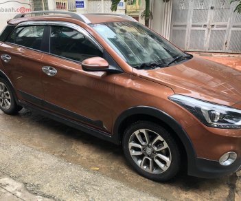 Hyundai i20 Active  1.4AT 2016 - Bán Hyundai i20 Active 1.4AT đời 2016, màu nâu, nhập khẩu