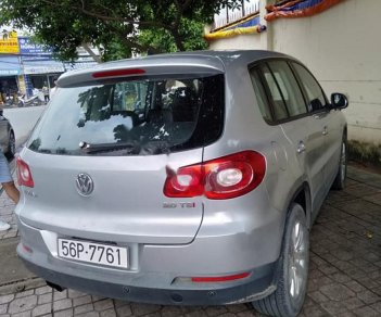 Volkswagen Tiguan 2.0AT 2010 - Bán Volkswagen Tiguan 2.0AT 2010, màu bạc, nhập khẩu