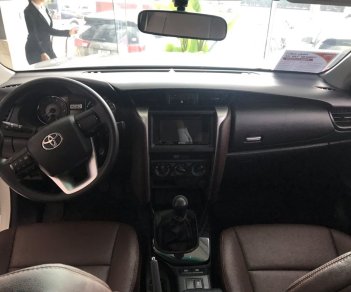 Toyota Fortuner 2019 - Bán Fortuner 2.4G 969 tr, hỗ trợ vay lãi suất 0.33%, vay 80% xe