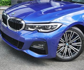 BMW 3 Series 2020 - BMW 3 Series 330i Sport line 2020, màu xanh núi, xe nhập khẩu châu Âu, thể thao, trẻ trung vượt trội