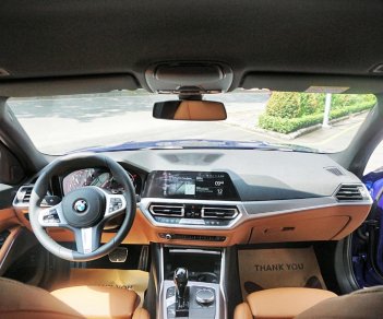 BMW 3 Series 2020 - BMW 3 Series 330i Sport line 2020, màu xanh núi, xe nhập khẩu châu Âu, thể thao, trẻ trung vượt trội