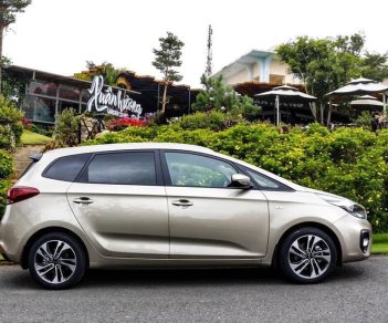 Kia Rondo 2019 - Bán Kia Rondo MT 2019, giá 585tr, chương trình khuyến mãi hấp dẫn, hỗ trợ vay 80%