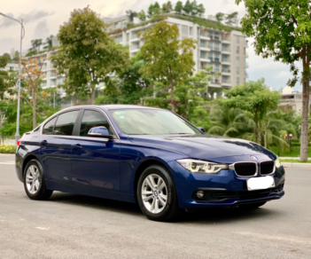 BMW 3 Series  320i LCI 2016 - Bán BMW 320i LCI 2016 màu xanh / kem