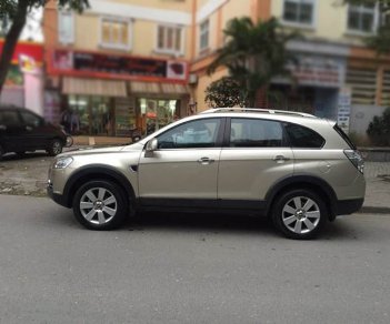 Chevrolet Captiva LTZ 2010 - Bán Chevrolet Captiva năm 2010, màu vàng