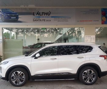 Hyundai Santa Fe 2019 - Bán Hyundai Santa Fe năm 2019, màu trắng