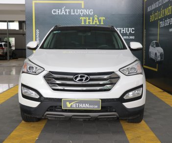 Hyundai Santa Fe 2.4AT 4WD 2015 - Bán xe Hyundai Santa Fe 2.4AT 4WD năm sản xuất 2015, màu trắng, giá chỉ 846 triệu