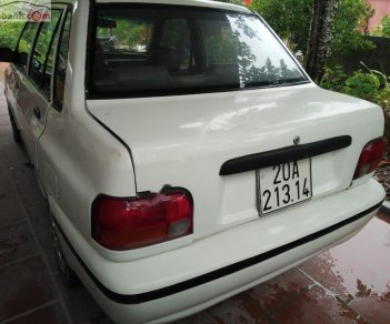 Kia Pride Beta 2002 - Cần bán Kia Pride Beta năm sản xuất 2002, màu trắng