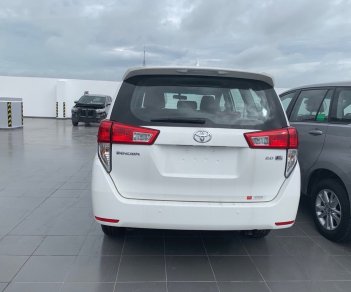 Toyota Innova 2019 - Bán Toyota Innova đời 2019, màu trắng giá cạnh tranh