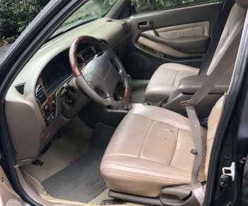 Toyota Camry 1996 - Gia đình bán Toyota Camry đời 1996, màu đen, xe nhập 