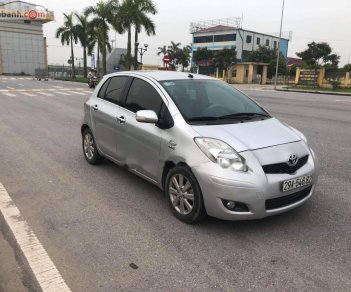 Toyota Yaris 1.3 AT 2009 - Bán xe Toyota Yaris 1.3 AT năm sản xuất 2009, màu bạc, nhập khẩu nguyên chiếc, giá chỉ 325 triệu