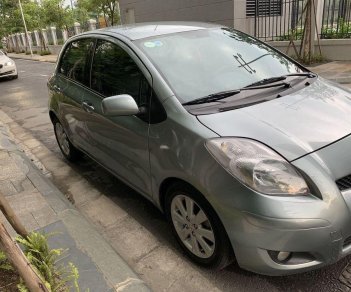 Toyota Yaris   2009 - Bán Toyota Yaris đời 2009, màu bạc, nhập khẩu 