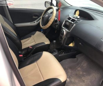 Toyota Yaris 1.3 2009 - Bán Toyota Yaris 1.3 năm sản xuất 2009, màu bạc, nhập khẩu