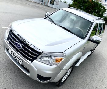 Ford Everest 2012 - Everest Limited nhập Thái 2012 loại máy xăng, 5 chỗ hàng hiếm hai cầu số sàn 5