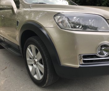 Chevrolet Captiva LTZ  2009 - Cần bán xe Chevrolet Captiva LTZ máy dầu, hàng hiếm sản xuất năm 2009, màu vàng