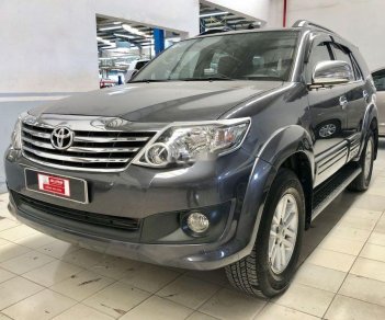 Toyota Fortuner  V   2012 - Cần bán Toyota Fortuner V năm 2012, màu xám, số tự động