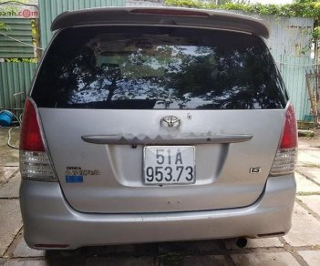 Toyota Innova J 2008 - Cần bán gấp Toyota Innova J 2008, màu bạc