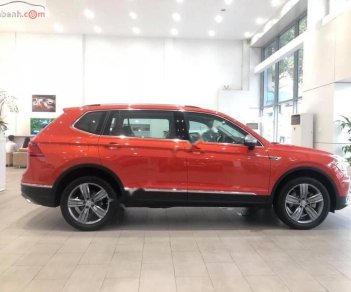 Volkswagen Tiguan Allspace 2018 - Bán Volkswagen Tiguan Allspace sản xuất năm 2018, màu đỏ, nhập khẩu