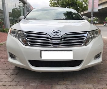 Toyota Venza 2.7 2009 - Bán nhanh chiếc Toyota Venza 2.7 màu trắng, xe sản xuất 2009