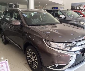 Mitsubishi Outlander 2019 - Cần bán xe Mitsubishi Outlander STD 2019, đủ màu - KM hấp dẫn chỉ 270tr nhận xe ngay vay NH đến 85% LH 0909076622