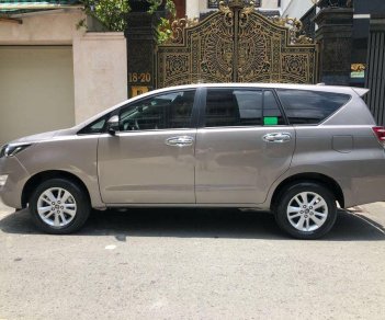 Toyota Innova 2018 - Chính chủ bán xe Toyota Innova đời 2018, màu xám