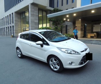 Ford Fiesta 2011 - Cần bán xe Ford Fiesta S 2011, màu trắng bản full