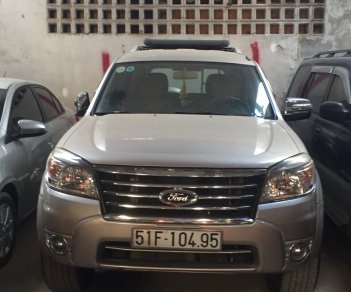 Ford Everest 2009 - Bán xe Ford Everest đăng ký lần đầu 2009, màu vàng còn mới, giá chỉ 450 triệu đồng