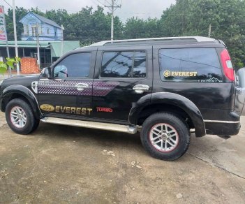 Ford Everest 2009 - Bán Ford Everest sản xuất năm 2009, màu đen số sàn giá cạnh tranh