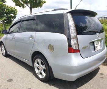 Mitsubishi Grandis 2008 - Cần bán gấp Mitsubishi Grandis sản xuất 2008, màu bạc