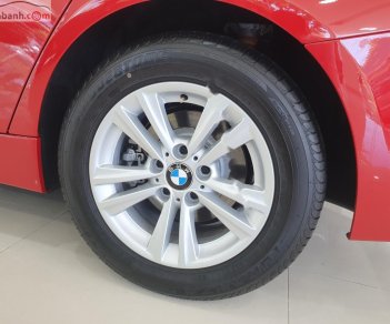 BMW 3 Series 320i 2019 - Bán BMW 3 Series 320i đời 2019, màu đỏ, xe nhập