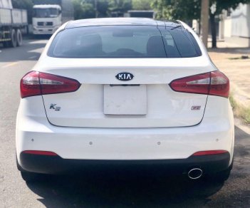 Kia K3 2015 - Chính chủ bán xe Kia K3 năm 2015, màu trắng