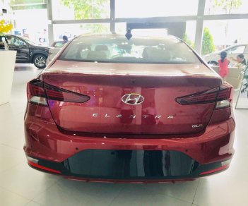 Hyundai Elantra 2019 - Giao xe ngay chỉ 150 triệu, lợi xăng số 1, khuyến mãi khủng, hotline: 0974064605