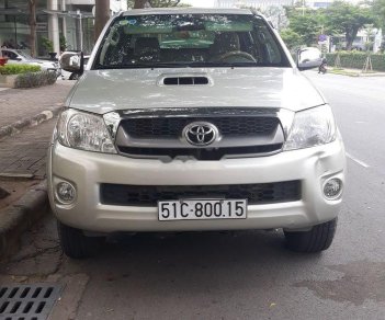 Toyota Hilux 2009 - Bán Toyota Hilux năm 2009, màu vàng, nhập khẩu, máy dầu