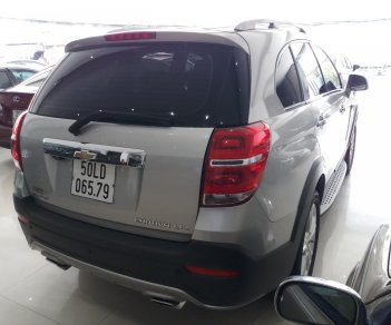 Chevrolet Captiva 2015 - Bán xe Chevrolet Captiva LTZ 2.4 AT đời 2015, màu bạc, odo mới 62k, biển SG